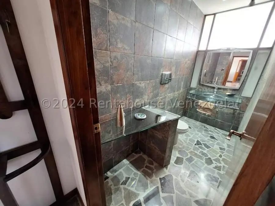 Casa en Venta en Cumbres de Curumo Caracas - 16