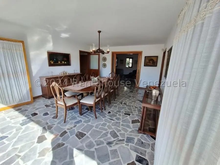 Casa en Venta en Cumbres de Curumo Caracas - 19