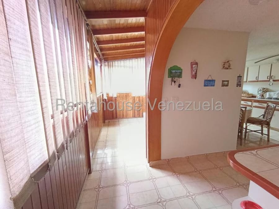 Apartamento en Venta en El Tambor Los Teques - 2