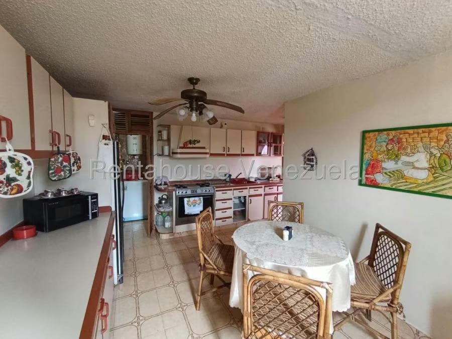 Apartamento en Venta en El Tambor Los Teques - 13