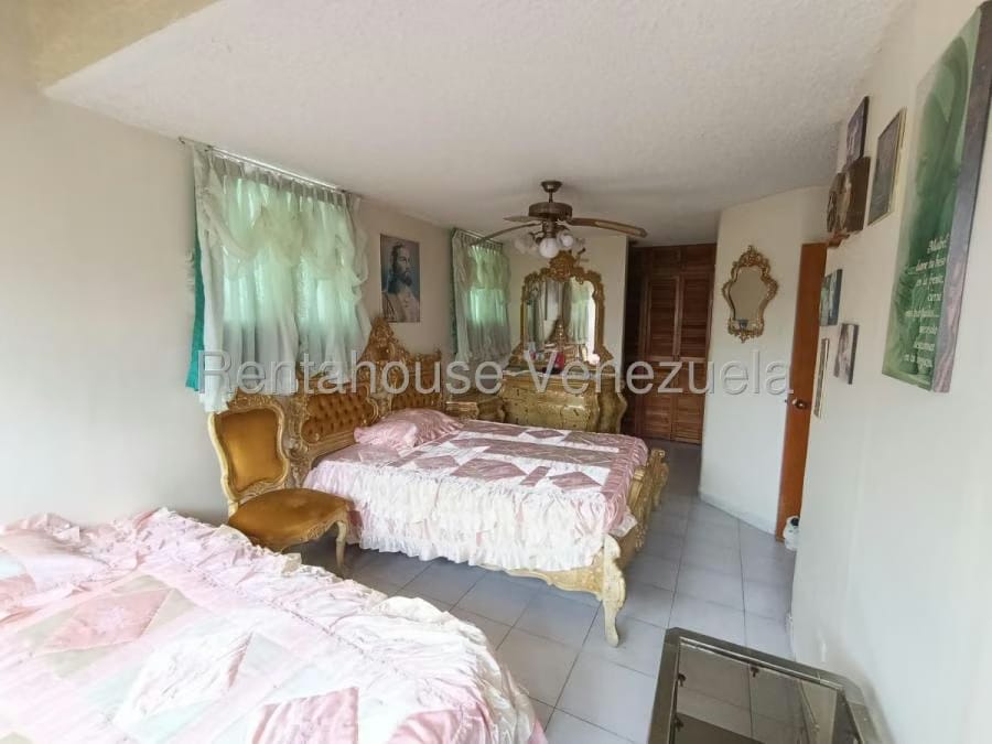 Apartamento en Venta en El Tambor Los Teques - 15