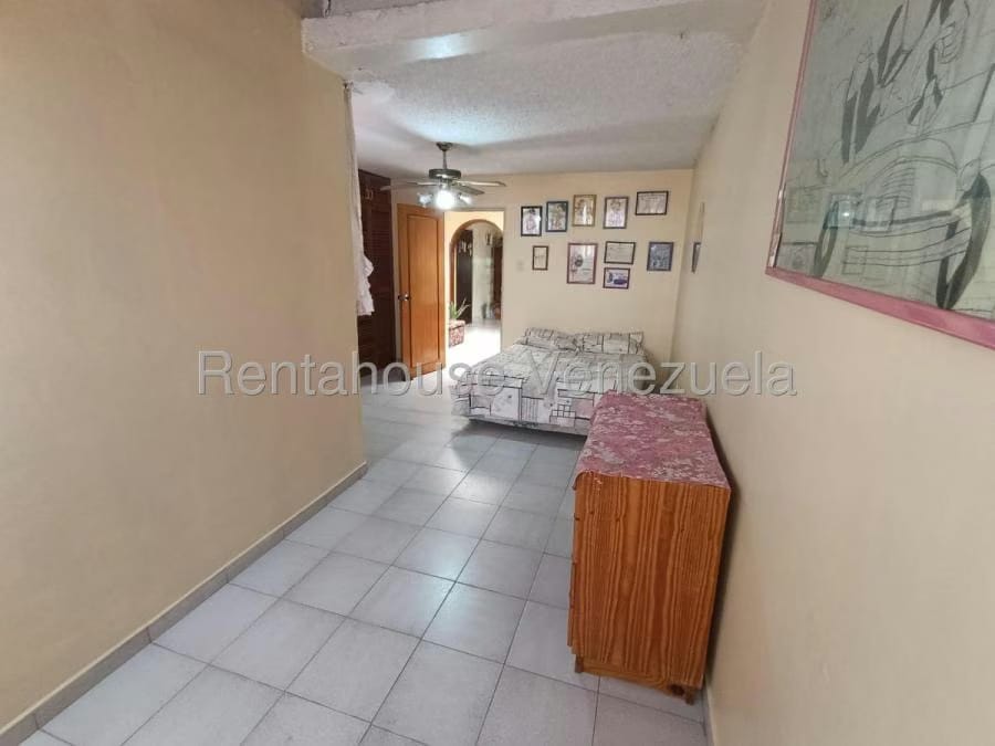 Apartamento en Venta en El Tambor Los Teques - 4