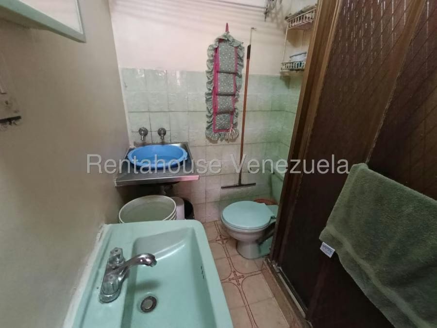 Apartamento en Venta en El Tambor Los Teques - 8