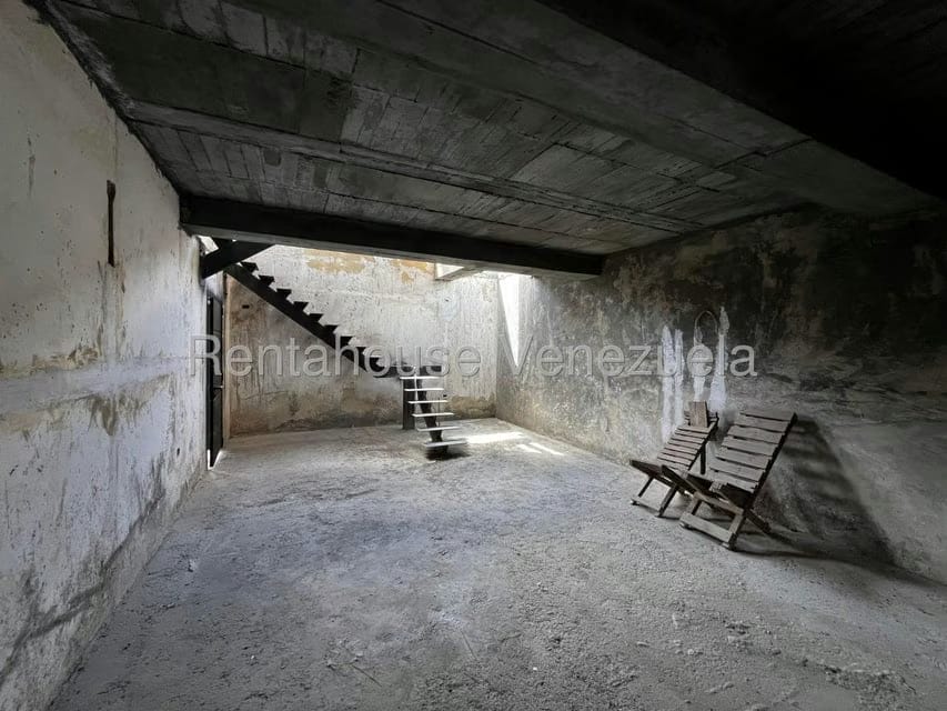 Casa (Multipes Niveles) en Venta en Oripoto, Distrito Metropolitano - 17