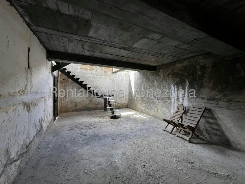 Casa (Multipes Niveles) en Venta en Oripoto, Distrito Metropolitano - 17