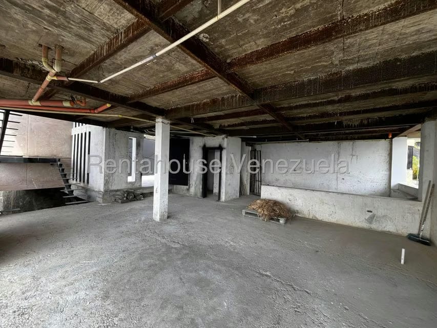 Casa (Multipes Niveles) en Venta en Oripoto, Distrito Metropolitano - 9