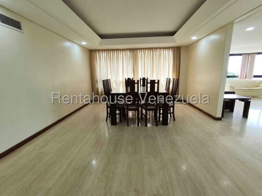 Apartamento (1 Nivel) en Alquiler en Altamira, Distrito Metropolitano - 14