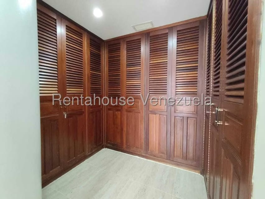 Apartamento (1 Nivel) en Alquiler en Altamira, Distrito Metropolitano - 26