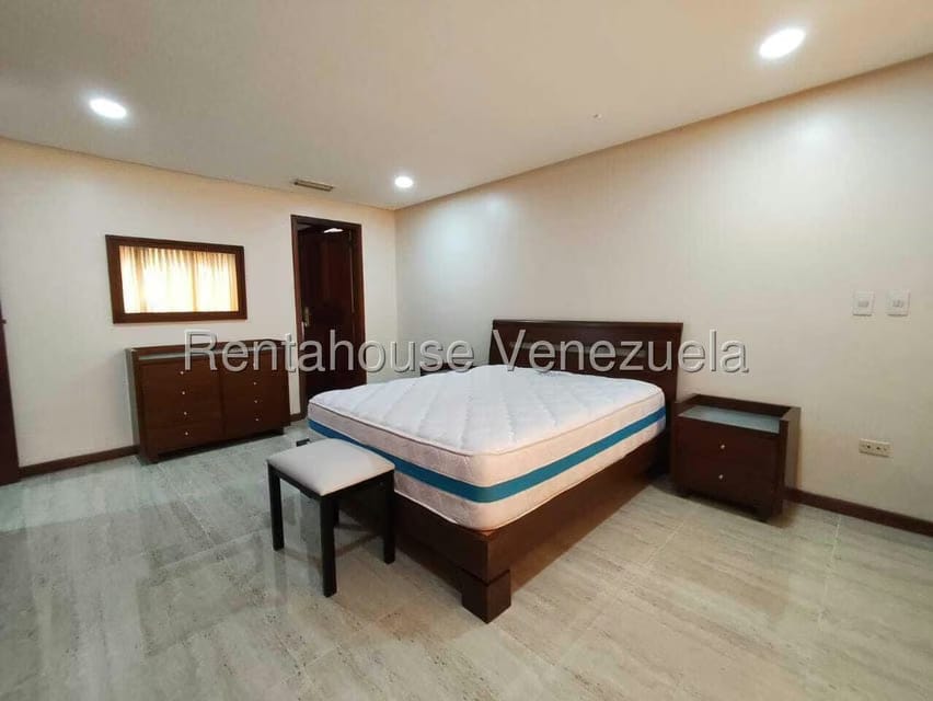 Apartamento (1 Nivel) en Alquiler en Altamira, Distrito Metropolitano - 29
