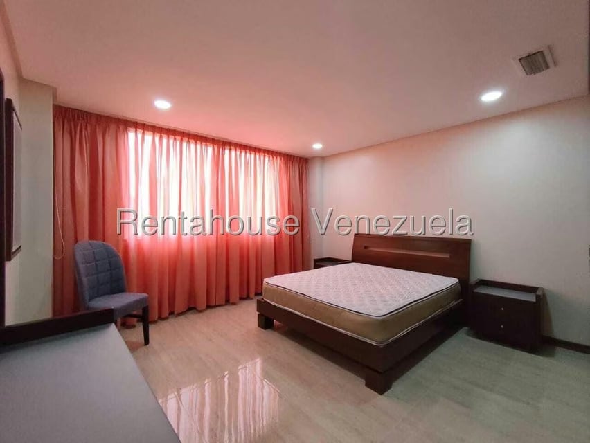 Apartamento (1 Nivel) en Alquiler en Altamira, Distrito Metropolitano - 32