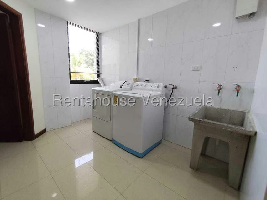 Apartamento (1 Nivel) en Alquiler en Altamira, Distrito Metropolitano - 38