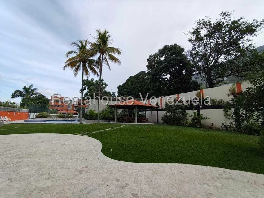 Apartamento (1 Nivel) en Alquiler en Altamira, Distrito Metropolitano - 41