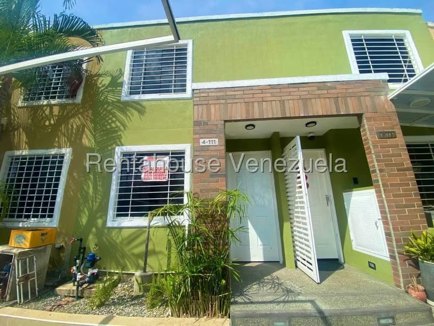 Casa (Duplex) en Alquiler en Caminos de Tarabana, Lara