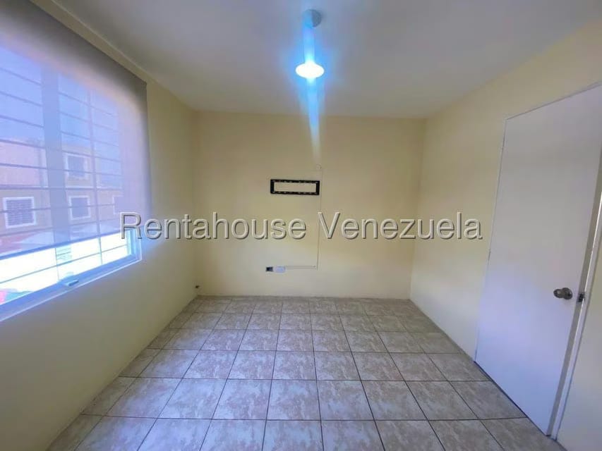 Casa (Duplex) en Alquiler en Caminos de Tarabana, Lara - 16