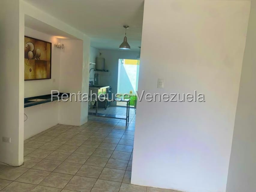 Casa (Duplex) en Alquiler en Caminos de Tarabana, Lara - 3