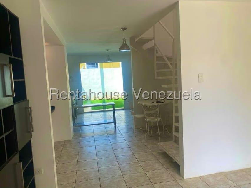 Casa (Duplex) en Alquiler en Caminos de Tarabana, Lara - 4