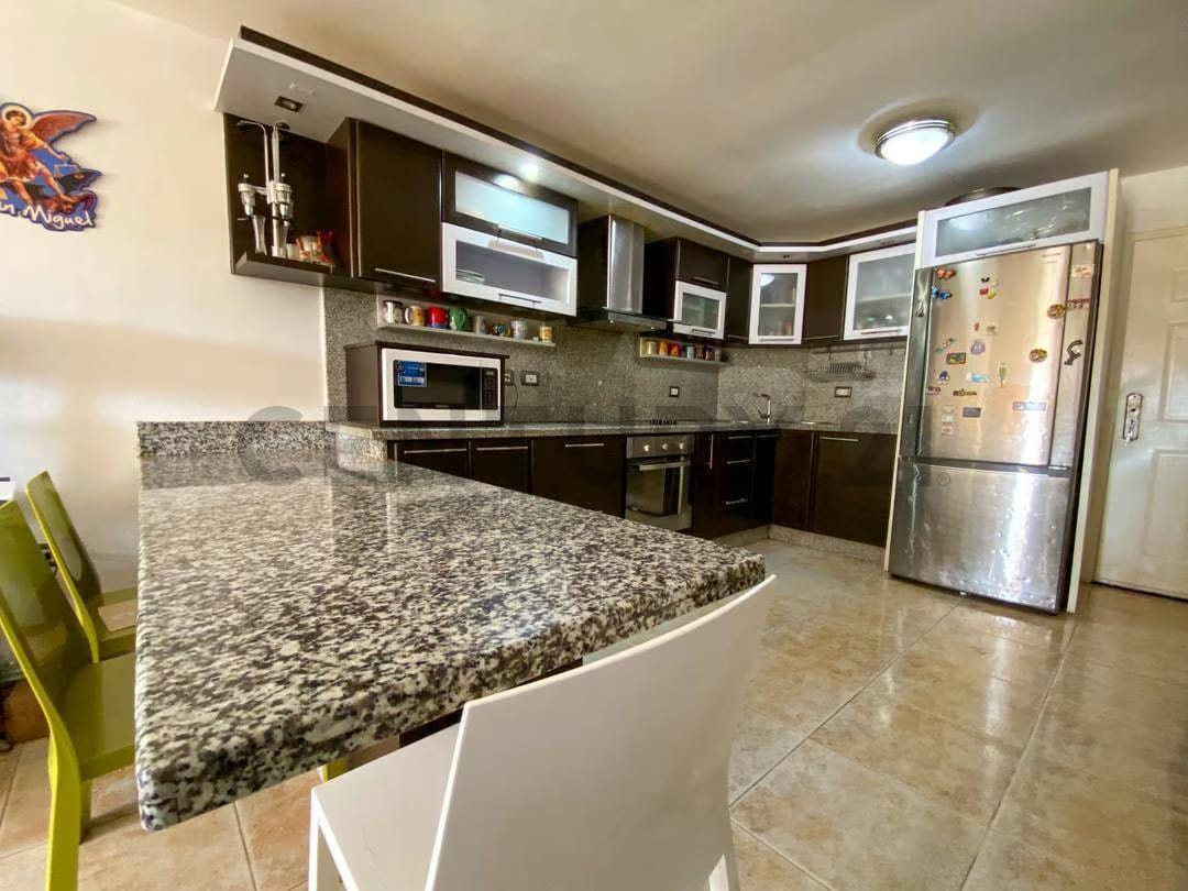 Apartamento planta baja en Edificio Los Cayos Playa el Angel - 7