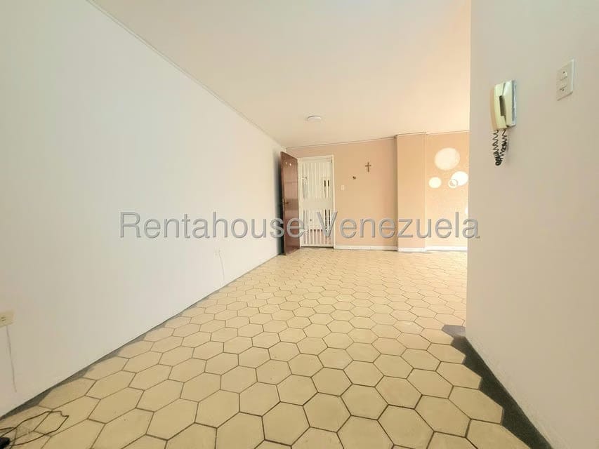 Apartamento (1 Nivel) en Alquiler en Agua Viva, Lara - 3