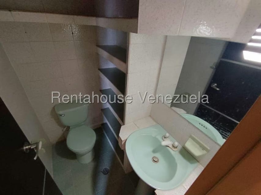 Apartamento (1 Nivel) en Alquiler en La Trigaleña, Carabobo - 14