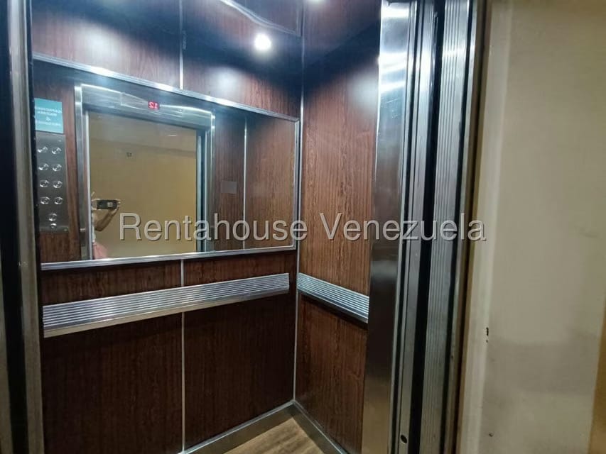 Apartamento (1 Nivel) en Alquiler en La Trigaleña, Carabobo - 23