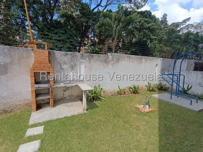 Apartamento (1 Nivel) en Alquiler en La Trigaleña, Carabobo - 26