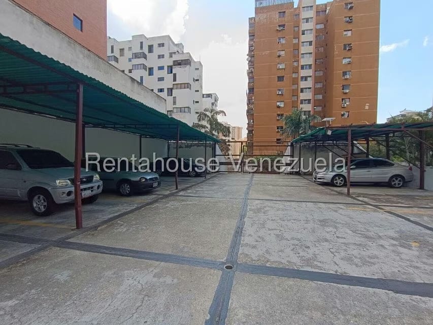Apartamento (1 Nivel) en Alquiler en La Trigaleña, Carabobo - 30