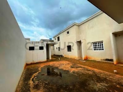 En Venta Espectacular Casa en Villa Oasis Garden Village en Gris - 6