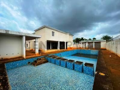 En Venta Espectacular Casa en Villa Oasis Garden Village en Gris - 7