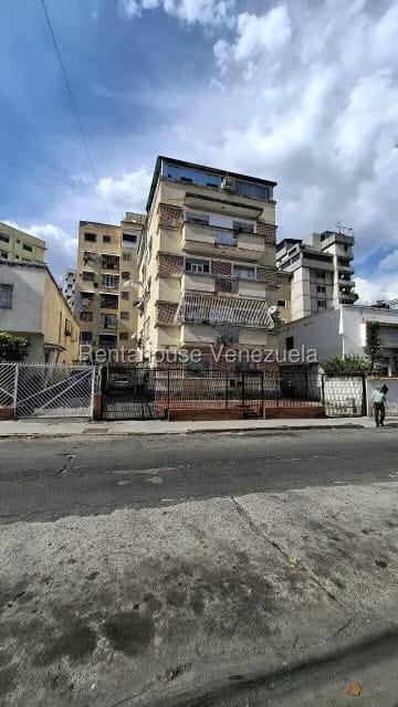 Apartamento (1 Nivel) en Venta en Las Acacias, Distrito Metropolitano - 13