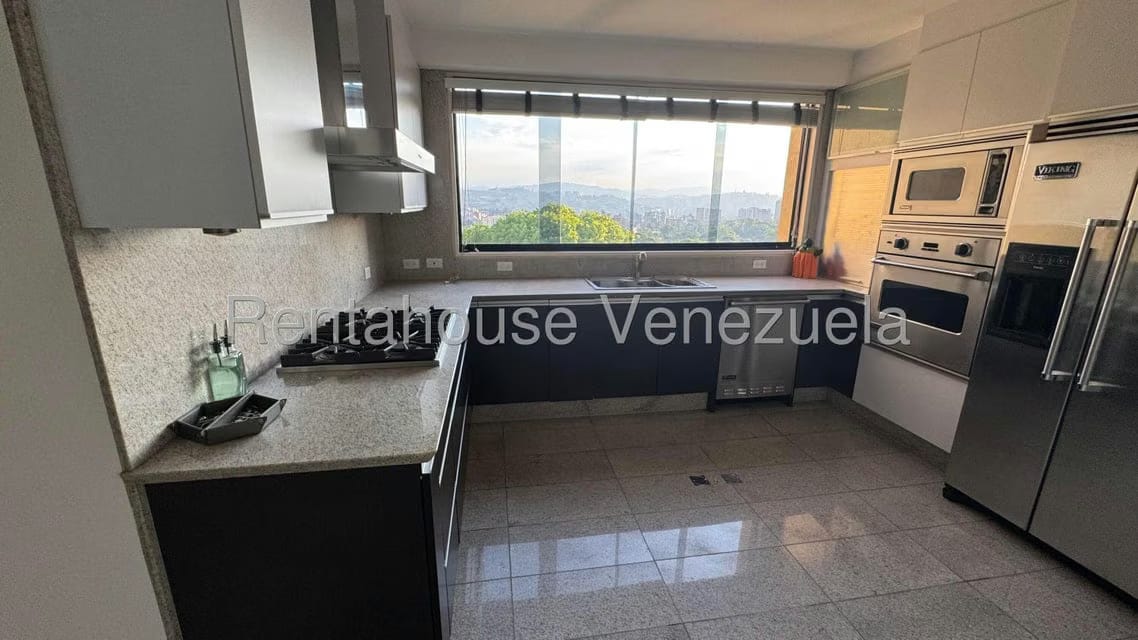 Apartamento (1 Nivel) en Alquiler en Los Chorros, Distrito Metropolitano - 13