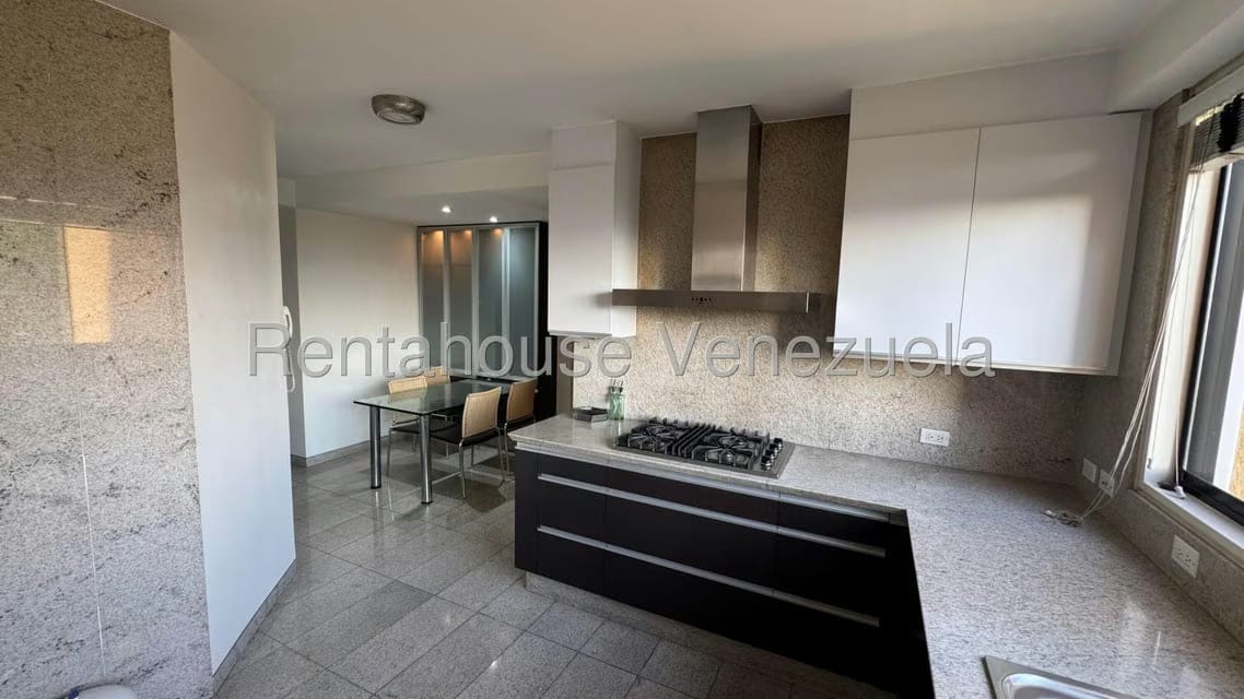 Apartamento (1 Nivel) en Alquiler en Los Chorros, Distrito Metropolitano - 15