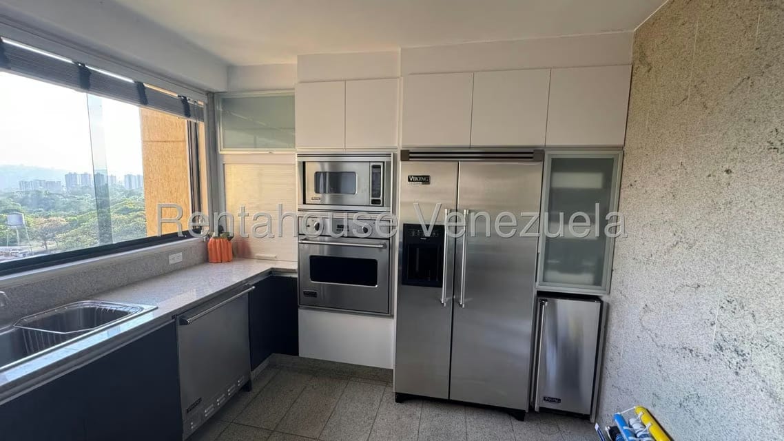 Apartamento (1 Nivel) en Alquiler en Los Chorros, Distrito Metropolitano - 16