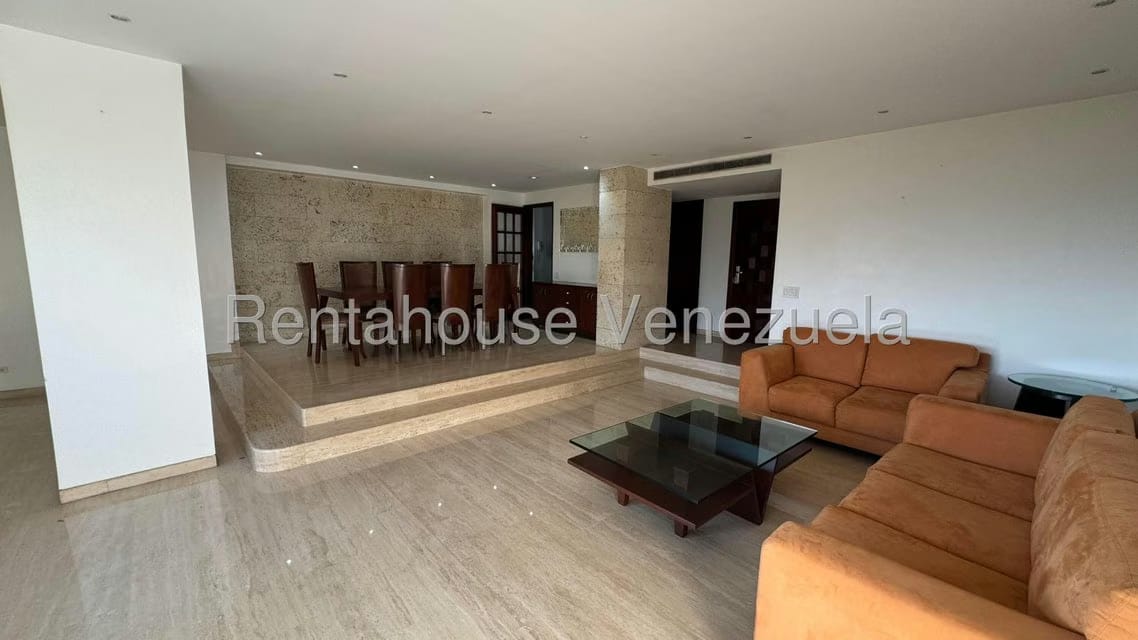 Apartamento (1 Nivel) en Alquiler en Los Chorros, Distrito Metropolitano - 6