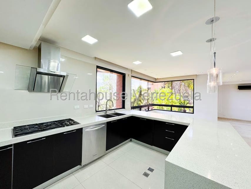 Apartamento (1 Nivel) en Alquiler en Los Samanes, Distrito Metropolitano - 12