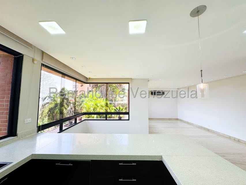 Apartamento (1 Nivel) en Alquiler en Los Samanes, Distrito Metropolitano - 16