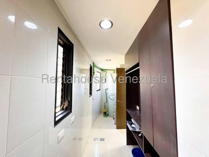Apartamento (1 Nivel) en Alquiler en Los Samanes, Distrito Metropolitano - 25