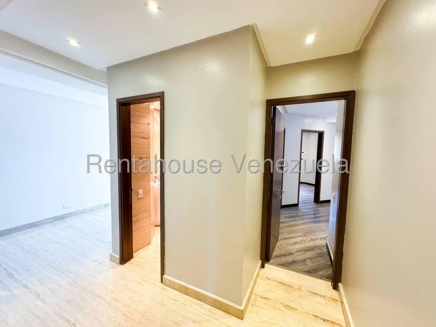 Apartamento (1 Nivel) en Alquiler en Los Samanes, Distrito Metropolitano - 26