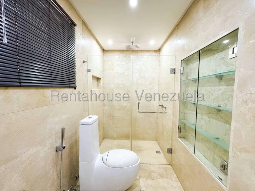 Apartamento (1 Nivel) en Alquiler en Los Samanes, Distrito Metropolitano - 45