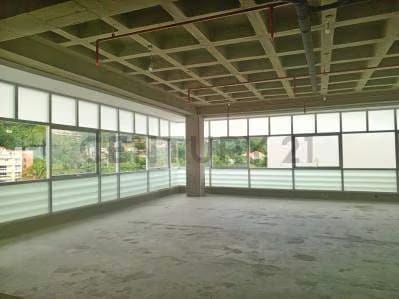 OFICINA EN EL HATILLO LISTA PARA TRANFORMAR EN SPA O CONSULTORIO - 5