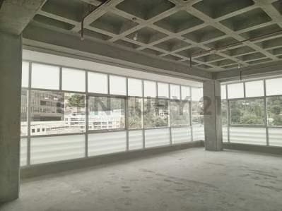 OFICINA EN EL HATILLO LISTA PARA TRANFORMAR EN SPA O CONSULTORIO - 6