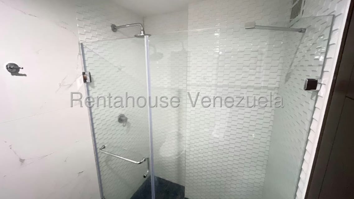 Apartamento (1 Nivel) en Venta en Escampadero, Distrito Metropolitano - 11