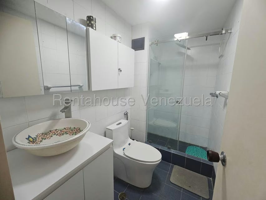 Apartamento (1 Nivel) en Venta en Caribe, Vargas - 33