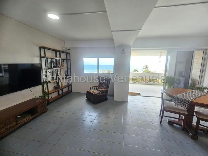 Apartamento (1 Nivel) en Venta en Caribe, Vargas - 5