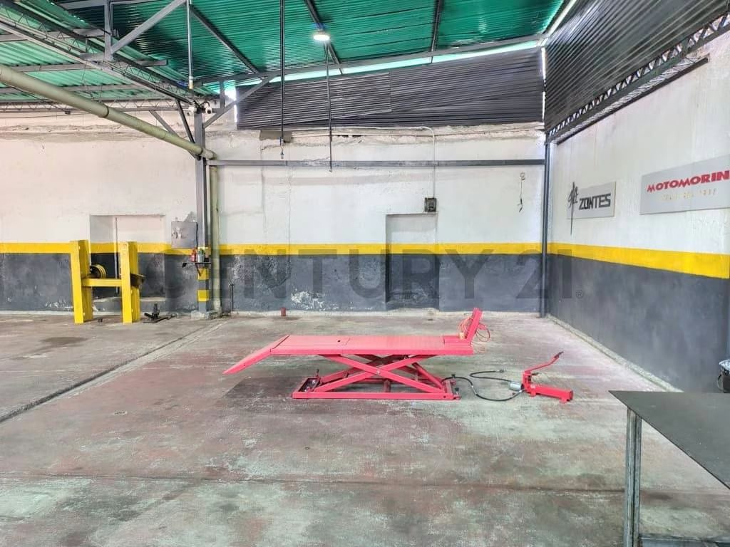 Venta de Inventario, Mobiliario y Maquinarias de Motos bera - 15