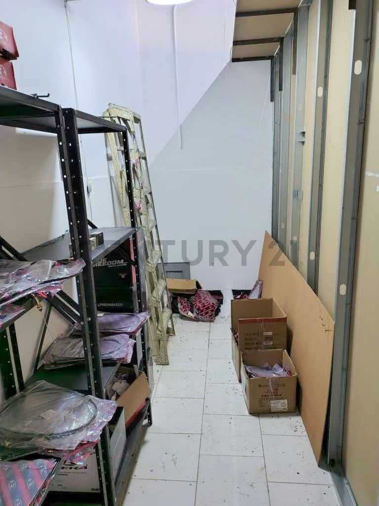 Venta de Inventario, Mobiliario y Maquinarias de Motos bera - 25