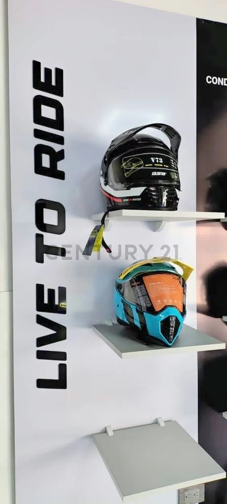 Venta de Inventario, Mobiliario y Maquinarias de Motos bera - 7