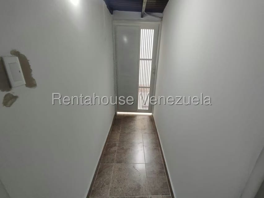 Comercial (Oficina) en Alquiler en Fundalara, Lara - 12