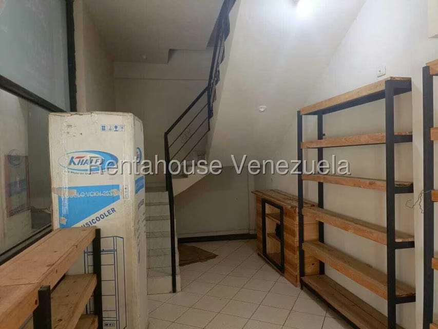 Comercial (Local Comercial) en Alquiler en Centro, Lara - 2