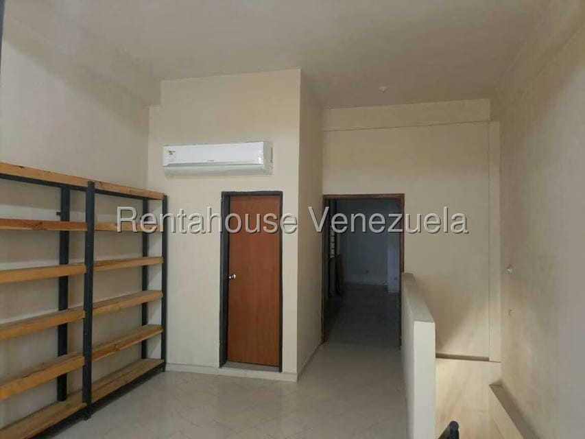 Comercial (Local Comercial) en Alquiler en Centro, Lara - 9