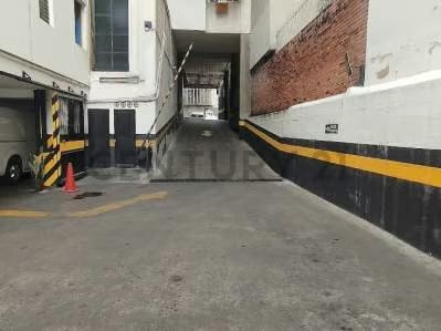 Venta Local Sótano 2 En Edificio Altagracia - 2